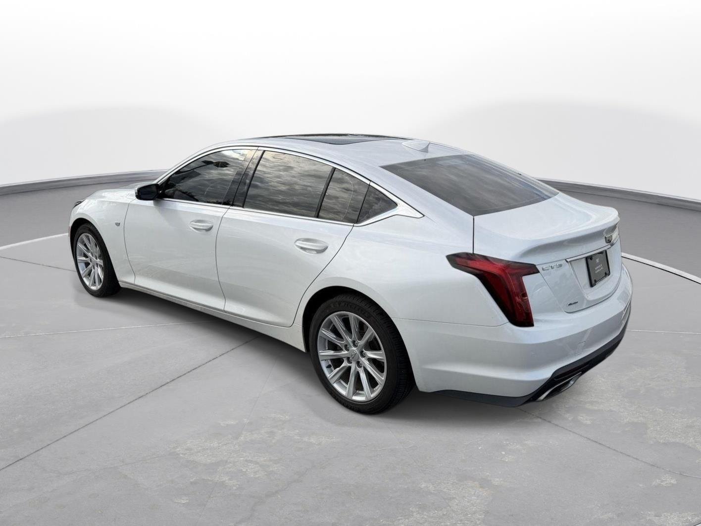 Used 2021 Cadillac CT5 Luxury w/ Sun And Sound Package AWD/4WD image 2