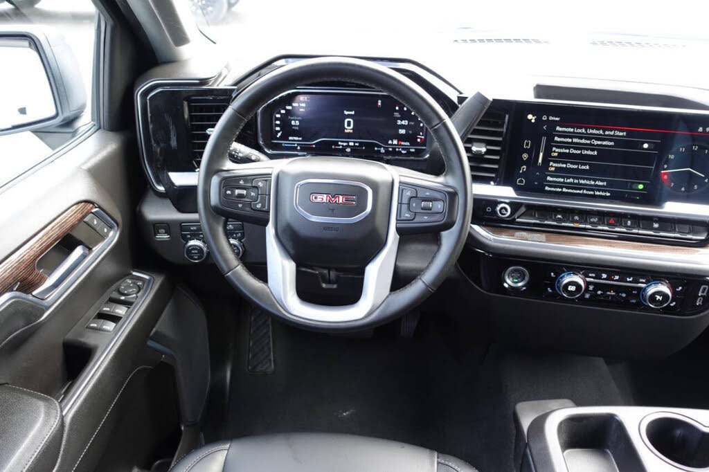 Used 2024 GMC Sierra 1500 Elevation AWD/4WD image 37