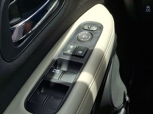 Used 2021 Honda HR-V LX image 23