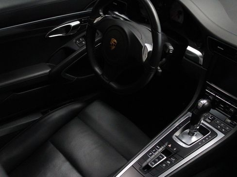 Used 2016 Porsche 911 Carrera 4S image 23
