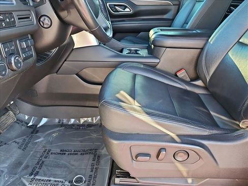 Used 2021 Chevrolet Tahoe Z71 w/ Z71 Off-Road Package image 15