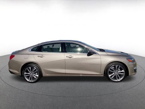 Used 2024 Chevrolet Malibu LT image 16
