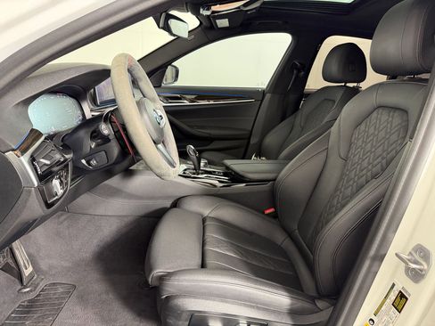 Used 2021 BMW 540i w/ M Sport Package RWD image 5