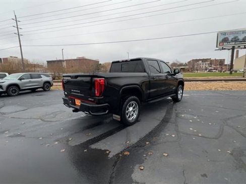 Used 2022 GMC Sierra 1500 AT4 w/ AT4 Premium Package image 8