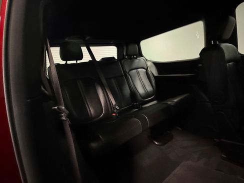 Used 2024 Jeep Wagoneer Series III AWD/4WD image 68