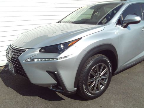 Used 2018 Lexus NX 300 FWD w/ Comfort Package image 3