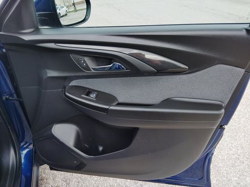 Used 2023 Chevrolet TrailBlazer LT image 28