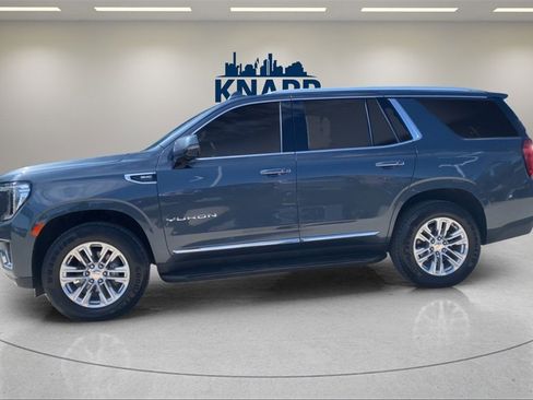 Used 2021 GMC Yukon SLT w/ SLT Luxury Plus Package image 2