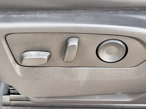 Used 2022 GMC Sierra 1500 SLT w/ SLT Premium Plus Package image 24