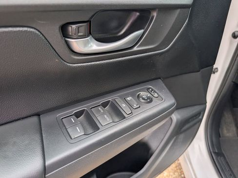 Used 2024 Honda CR-V EX image 9