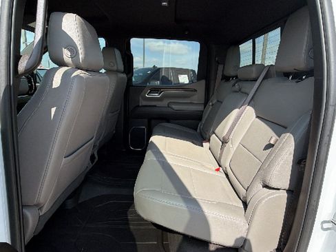 Used 2023 Chevrolet Silverado 1500 LT w/ Leather Package RWD image 21