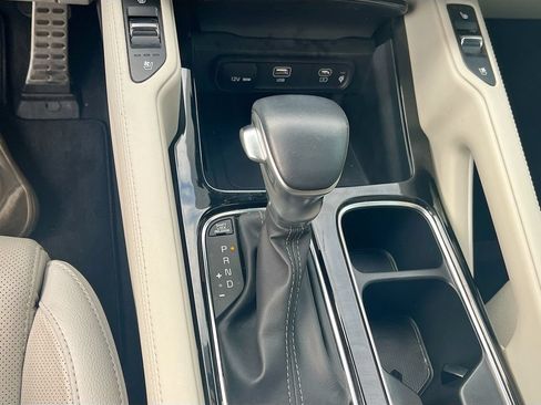 Used 2024 Kia Telluride SX FWD image 17