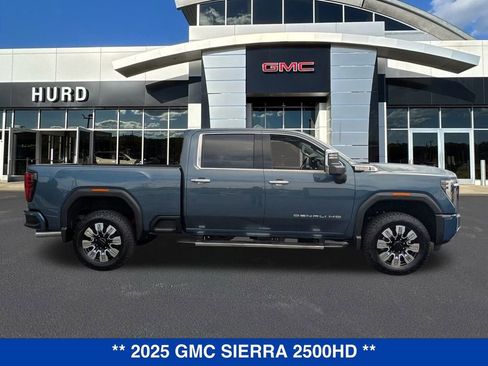 New 2025 GMC Sierra 2500 Denali w/ Denali Reserve Package image 3