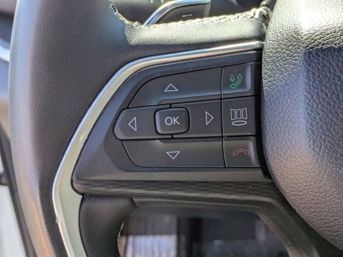 Used 2024 Jeep Grand Cherokee Altitude image 22