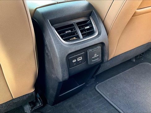 Used 2019 Chevrolet Blazer Premier w/ Sun and Wheels Package FWD image 28