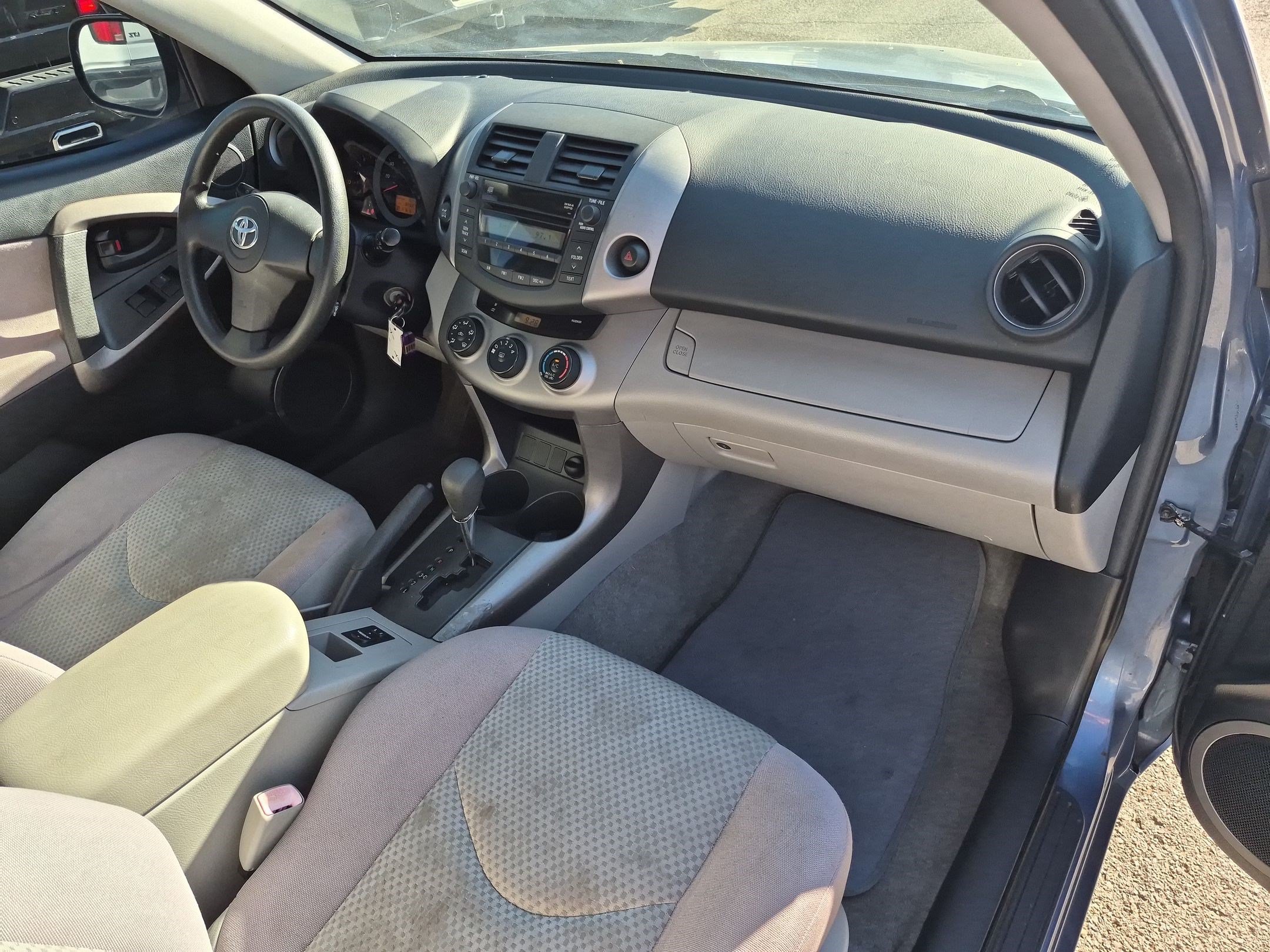 Used 2008 Toyota RAV4 4WD image 29