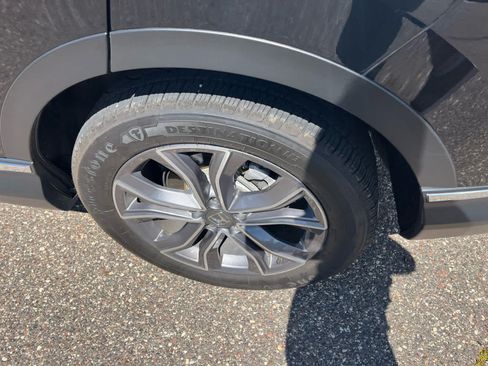 Used 2020 Honda CR-V Touring image 8