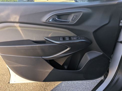 New 2026 Chevrolet Trax ACTIV w/ Sunroof Package image 25