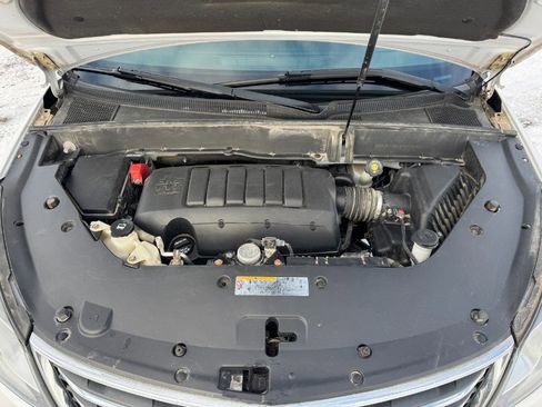Used 2016 Chevrolet Traverse LT image 25