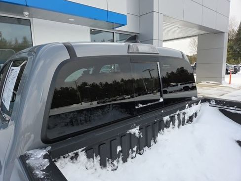 Used 2021 Toyota Tacoma TRD Off-Road image 21