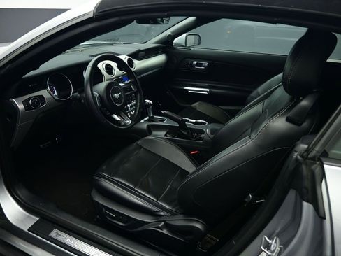 Used 2021 Ford Mustang Premium image 2