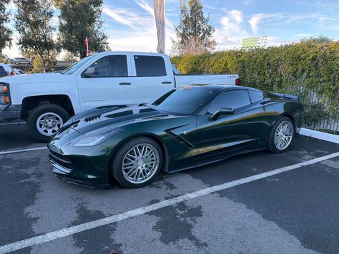 Used 2014 Chevrolet Corvette Stingray Coupe w/ 2LT Preferred Equipment Group image 3