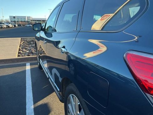 Used 2014 Nissan Pathfinder Platinum w/ Platinum Premium Package image 10