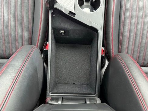 Used 2023 Genesis G70 2.0T w/ Sport Prestige Package image 37