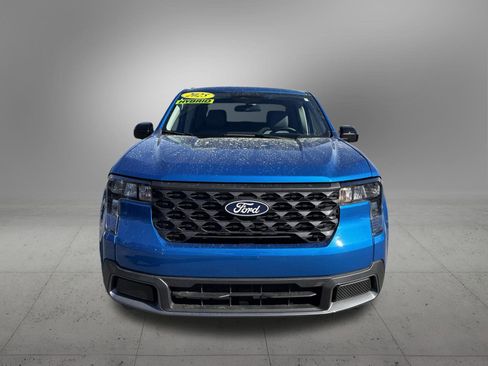 Used 2025 Ford Maverick XLT w/ Equipment Group 301A image 7