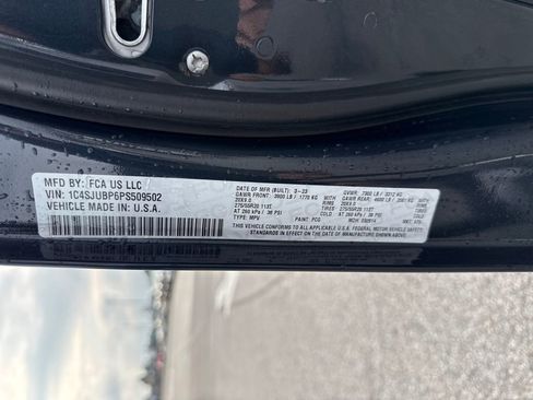 Used 2023 Jeep Wagoneer Series II image 30