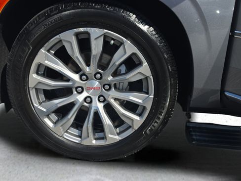 Used 2021 GMC Yukon Denali w/ Denali Ultimate Package RWD image 20