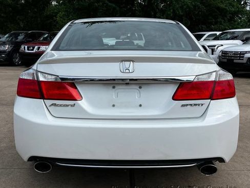 Used 2015 Honda Accord Sport image 5