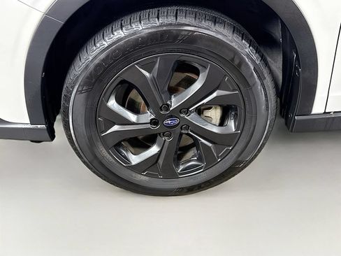 Used 2022 Subaru Outback Limited AWD/4WD image 41
