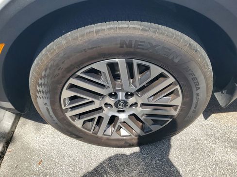 Used 2026 Hyundai Palisade SEL FWD image 4