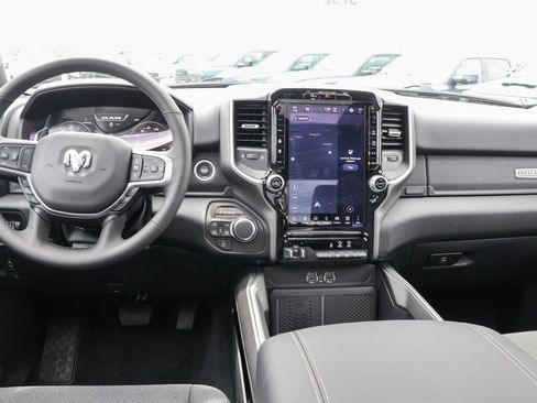 New 2026 RAM 1500 Big Horn AWD/4WD image 17