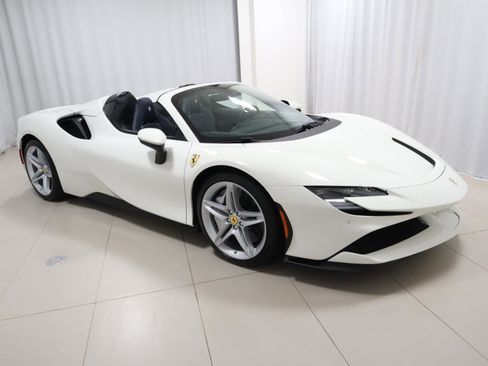 Certified 2025 Ferrari SF90 Spider image 6