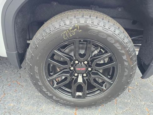 New 2026 GMC Sierra 1500 Elevation w/ Elevation Premium Package image 8