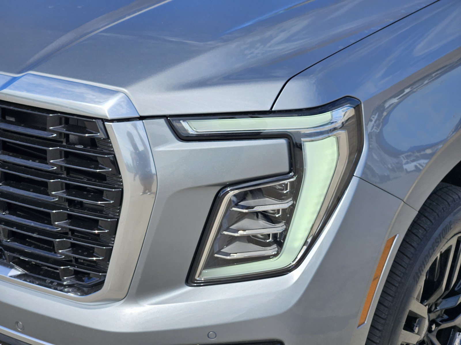 New 2027 GMC Yukon Denali w/ Denali Reserve Package AWD/4WD image 5