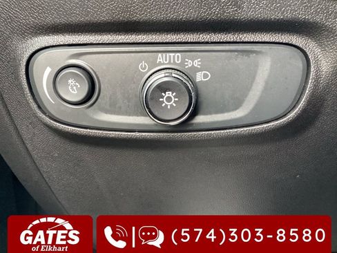 Used 2022 Chevrolet Equinox LT FWD image 27