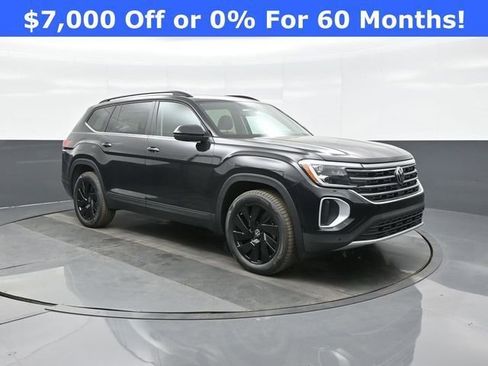 New 2026 Volkswagen Atlas SE image 1