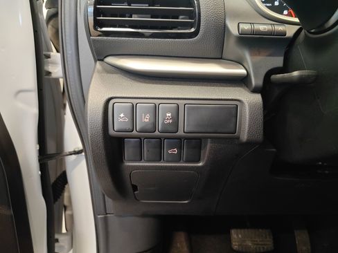 Used 2025 Mitsubishi Eclipse Cross SE image 13