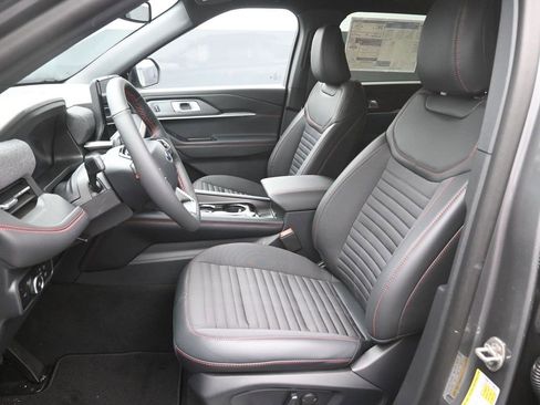 New 2026 Ford Explorer ST-Line w/ ST-Line Street Pack image 19