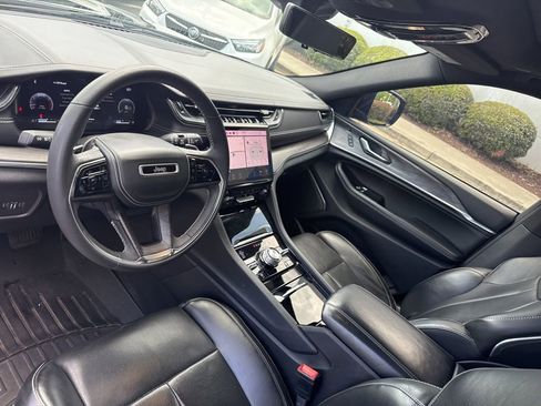 Used 2023 Jeep Grand Cherokee L Overland w/ Luxury Tech Group IV image 22