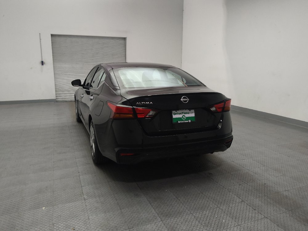 Used 2023 Nissan Altima 2.5 S FWD image 6