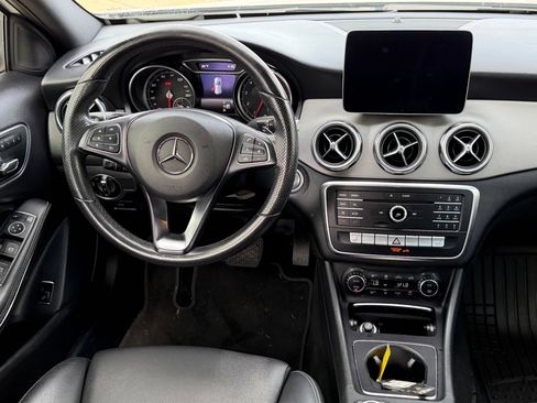 Used 2020 Mercedes-Benz GLA 250 image 11