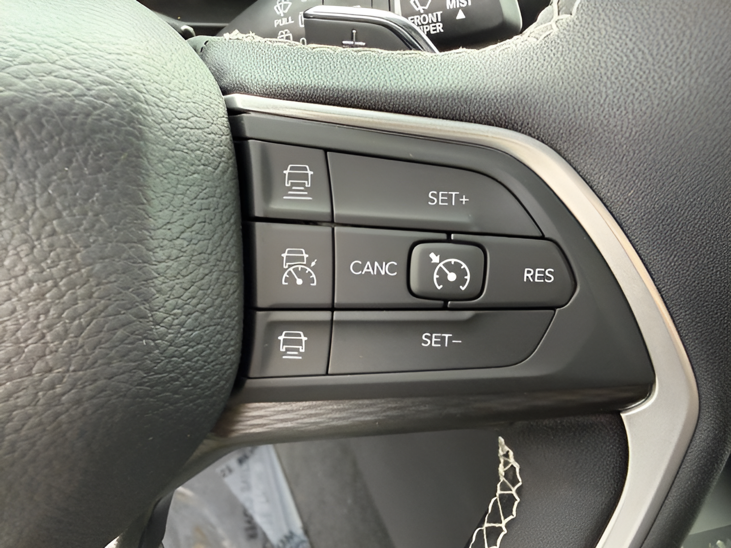 New 2027 Jeep Grand Cherokee Laredo X AWD/4WD image 22