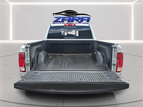 Used 2016 RAM 1500 Classic SLT AWD/4WD image 22