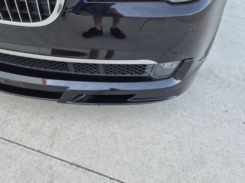 Used 2011 BMW ALPINA B7 w/ Driver Assistance Pkg image 13