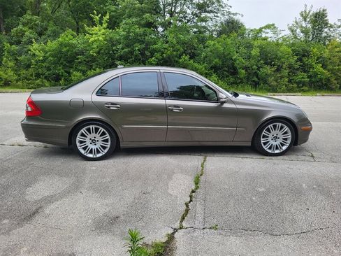 Used 2008 Mercedes-Benz E 350 Sedan image 7