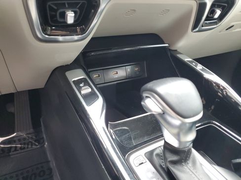 Used 2023 Kia Sorento SX image 23